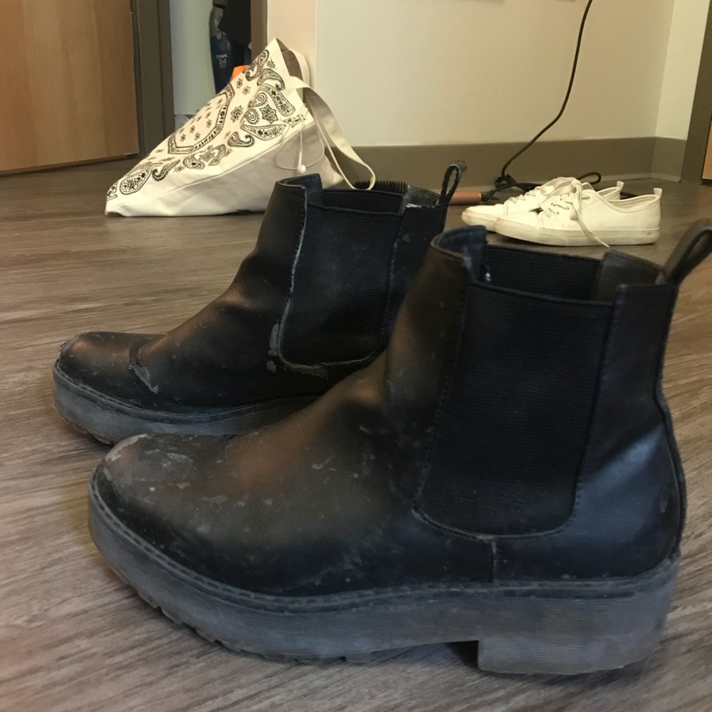 H&M black chelsea boots